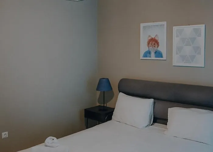 Mignon & Teak Apartments